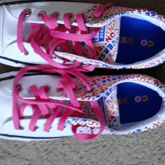 Converse Lady's Sneakers - Picture 4 of 8